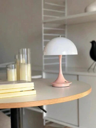 LumiFlex - Trådlampa med LED, Uppladdningsbar & Dimbar, Perfekt för Vardagsrum & Kontor