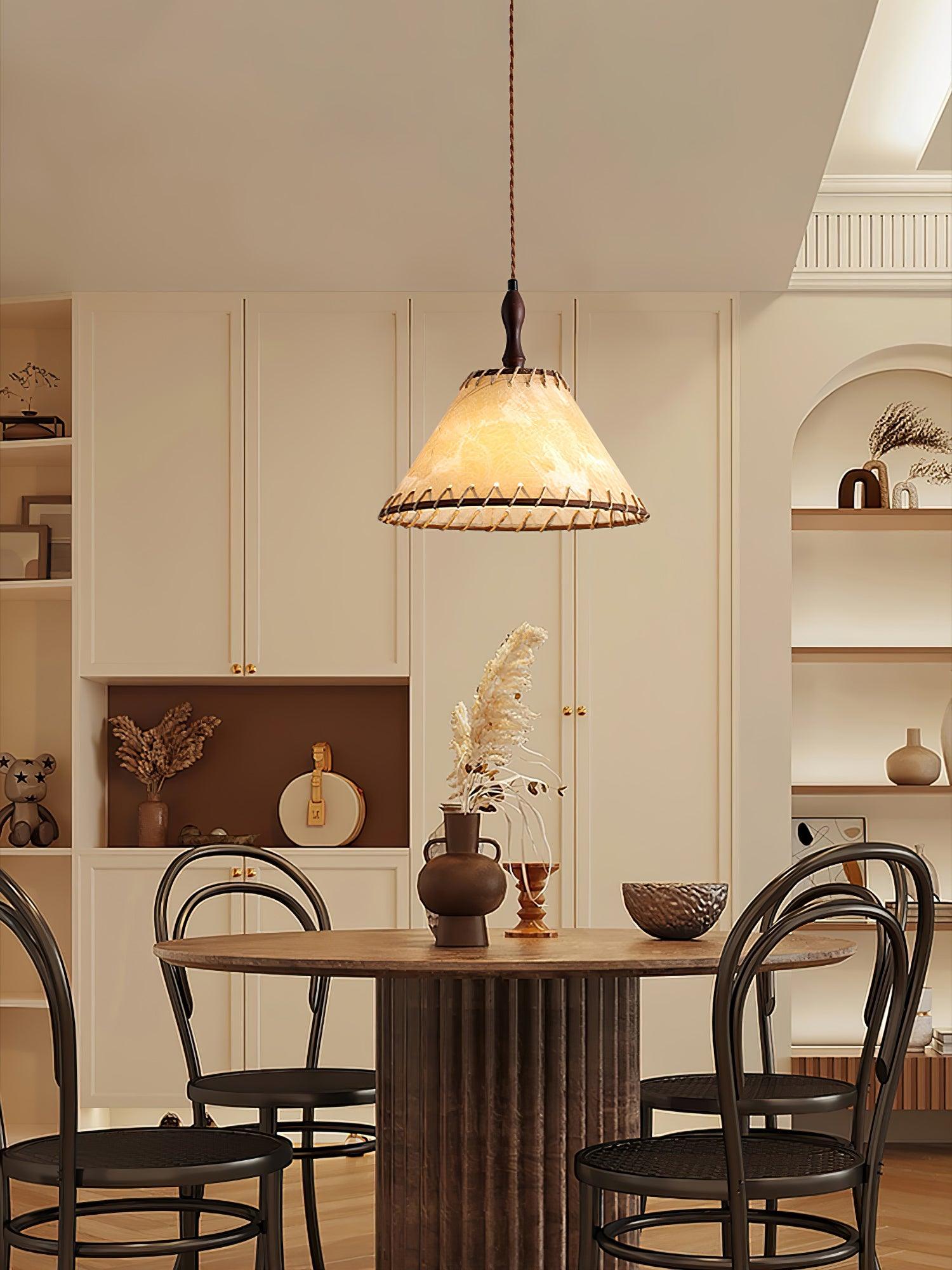 Ekluster – Elegant Trä Taklampa