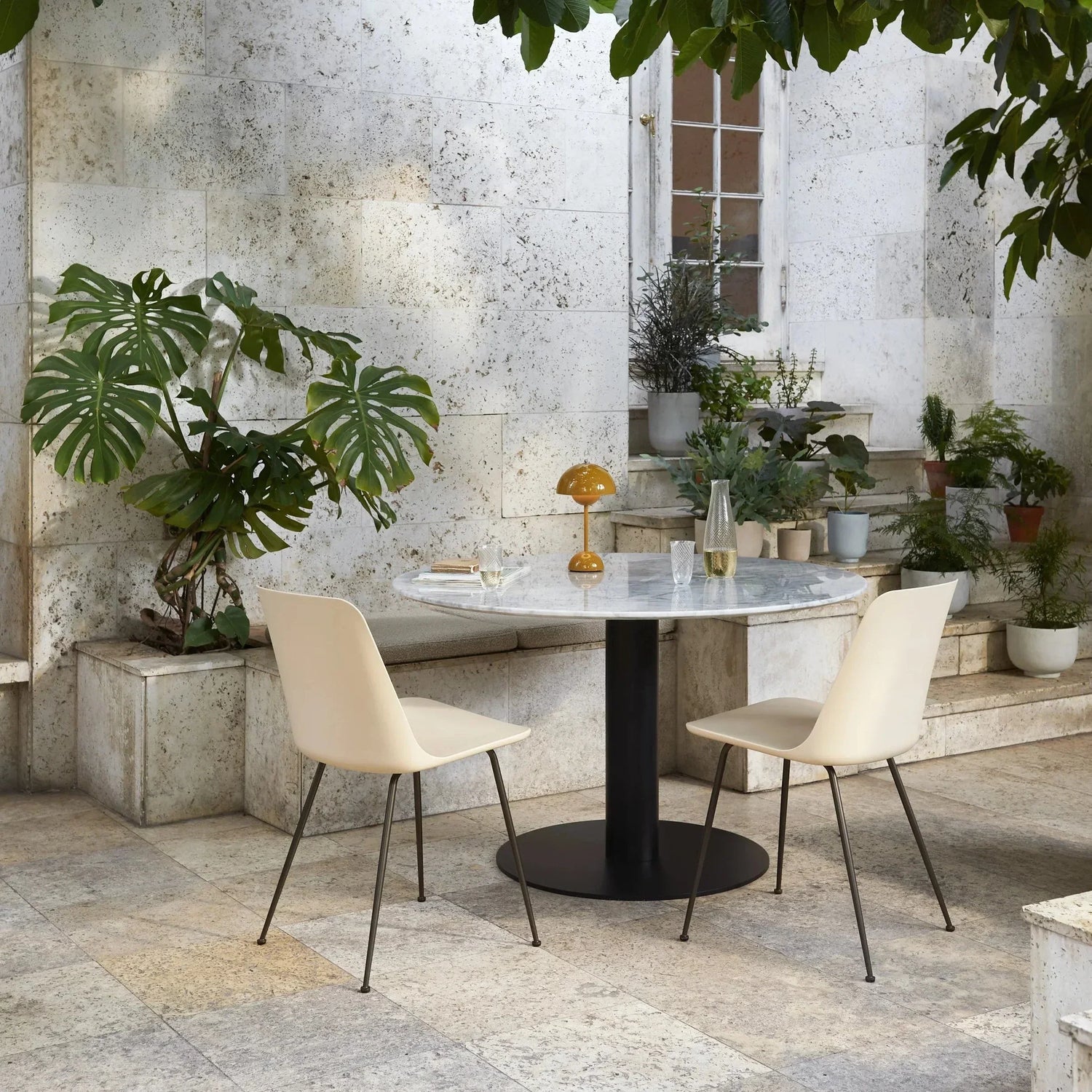 SolarFlare - LED-bordslampa för en stämningsfull inredning