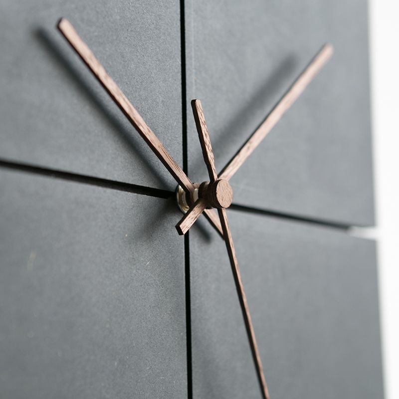 Zeitgeist Väggklocka Mini från Luminoir