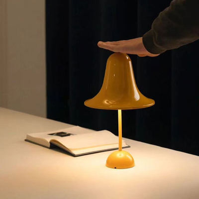 Jaras Klockformad Dimbar Bordslampa