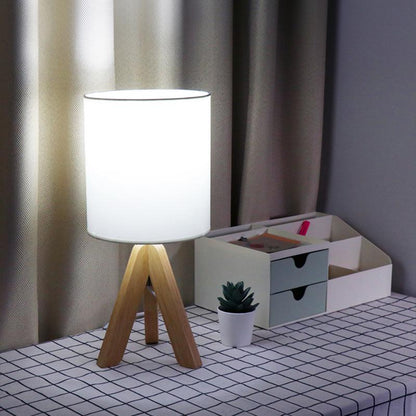 H Houten Driepoot Tafellampa med Linne Skärm LED
