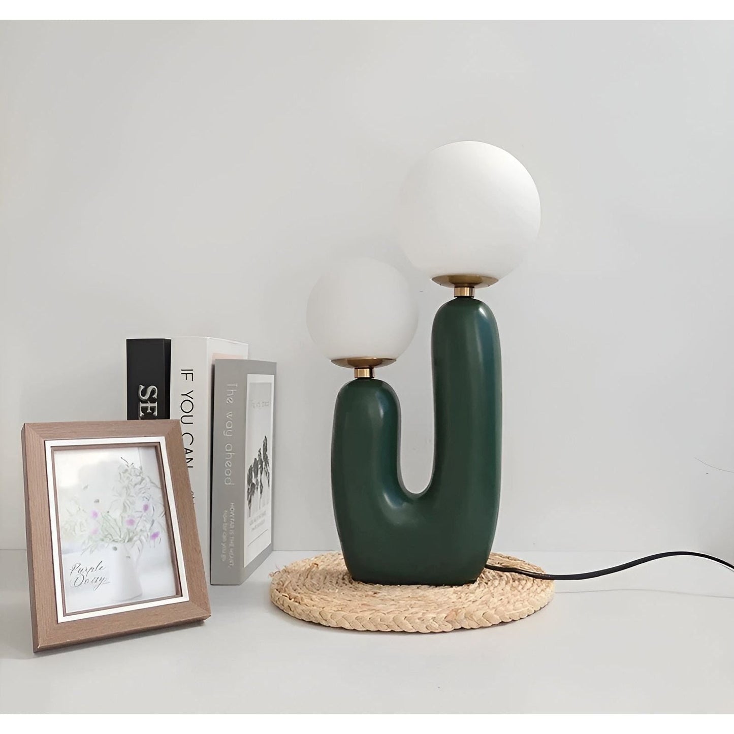 TwinGlow - Kreativ nordisk bordslampa med dubbla frostat glasbollar