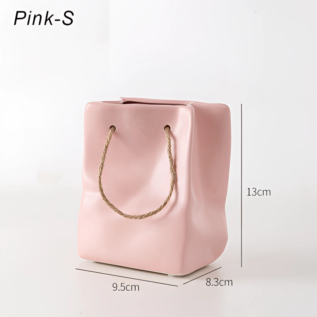 Tidlösa keramikvasdesign i stil med en shoppingkorg – Elegant vas för torkade blommor