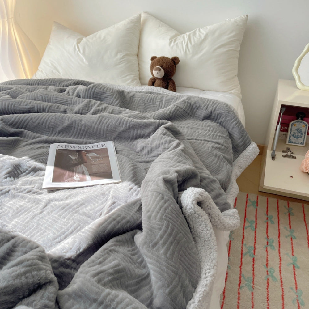 Seraphina Mjuk Jacquard Kanin Plysch Filt