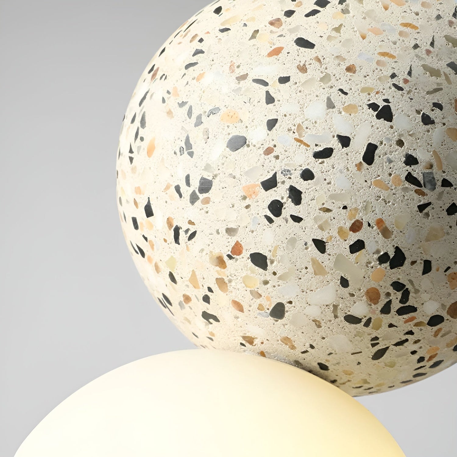 Glas-Pendellampa – Varm, dekorativ takbelysning för hemmet