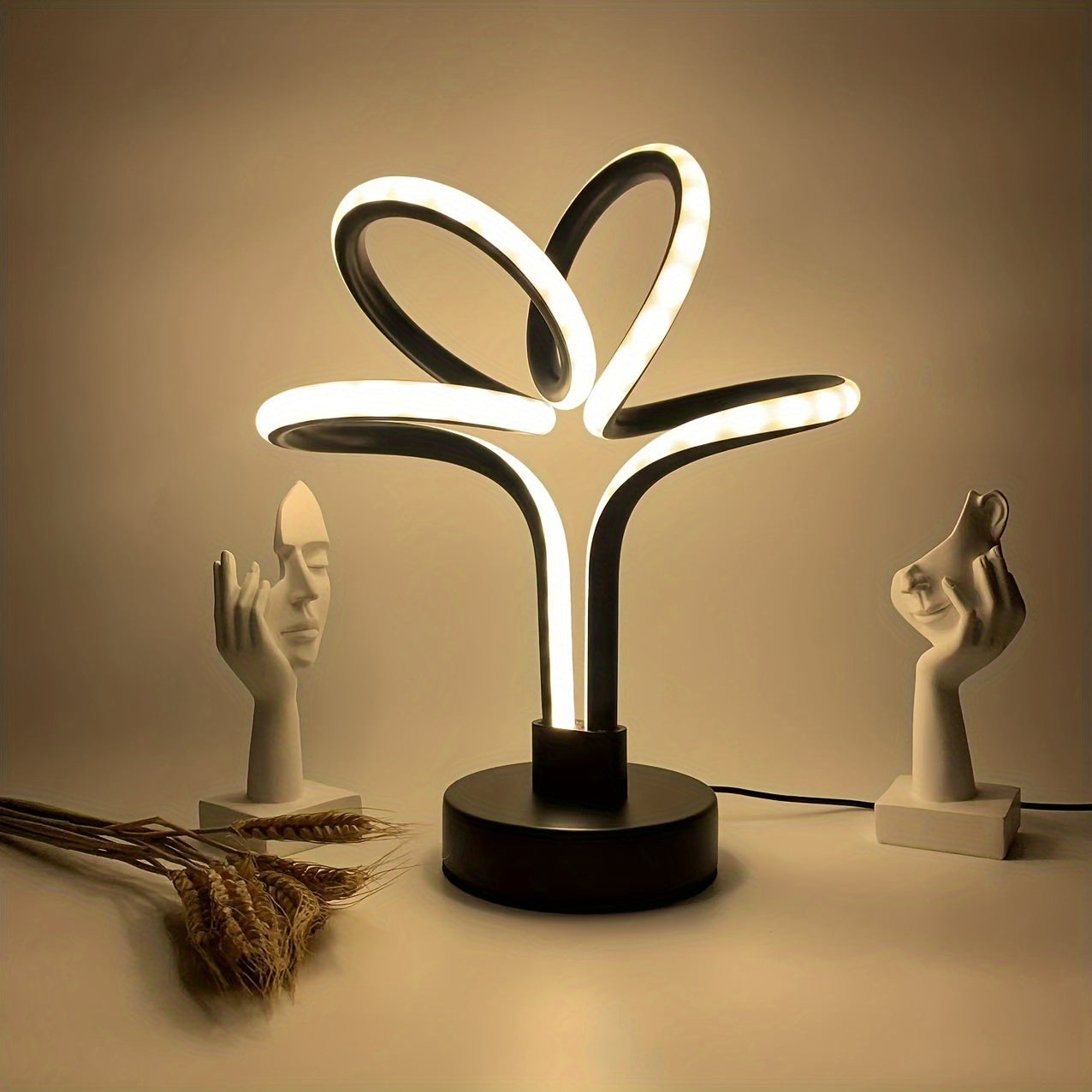 LumiNordic - Modern Nordiskt Inspirerad USB LED Bordslampa