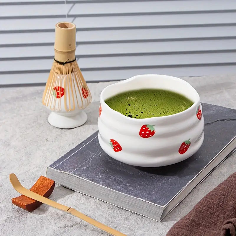 Matcha Set med jordgubbsskål – Traditionellt tillbehör för Matcha Latte