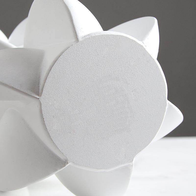 Carvallo – Moderna Abstrakta Blomkrukor med Skulptural Elegans