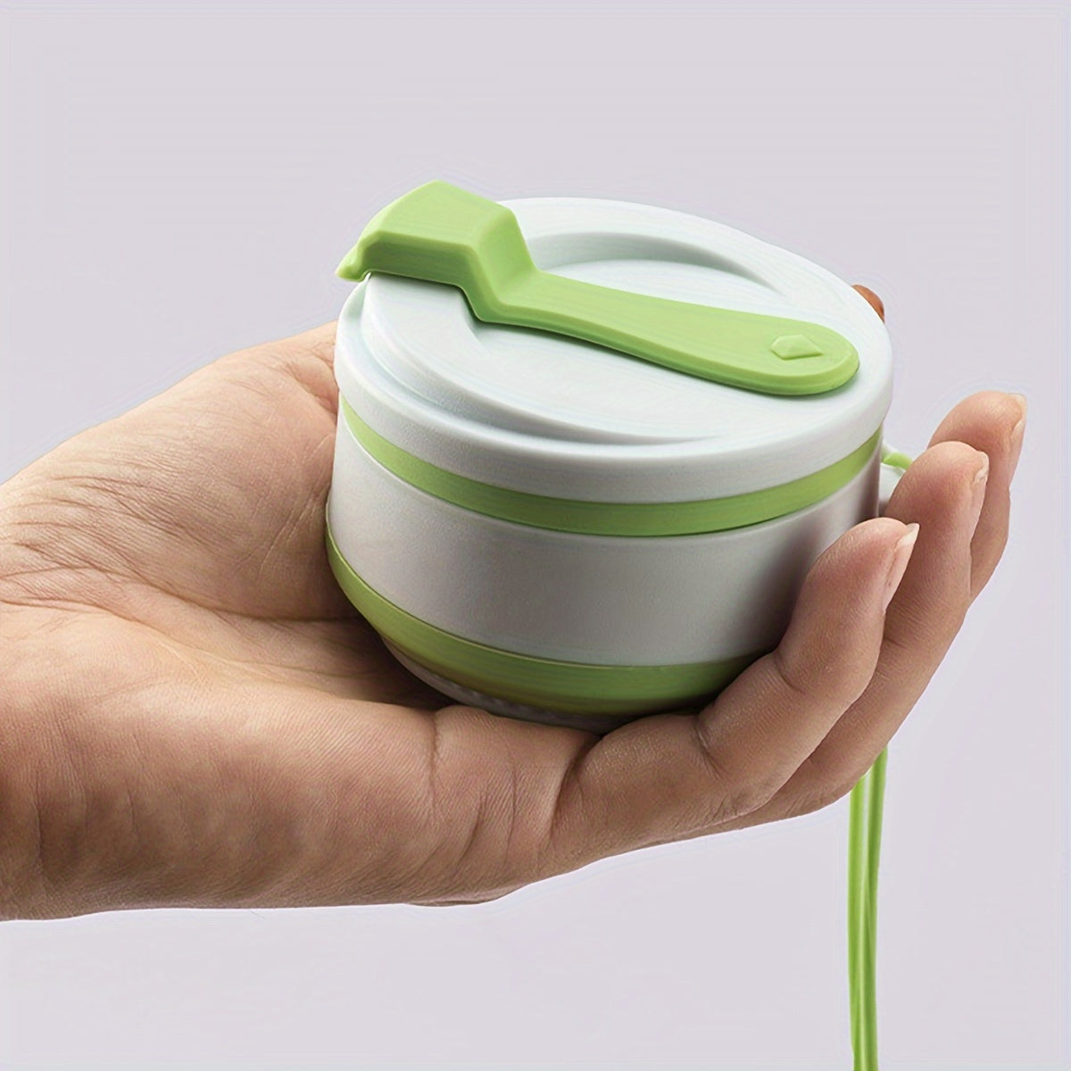 Carvallo Traviva Cup | Livsmedelsgodkänd silikon | Med lock & läckageskydd | 14 × 8 cm