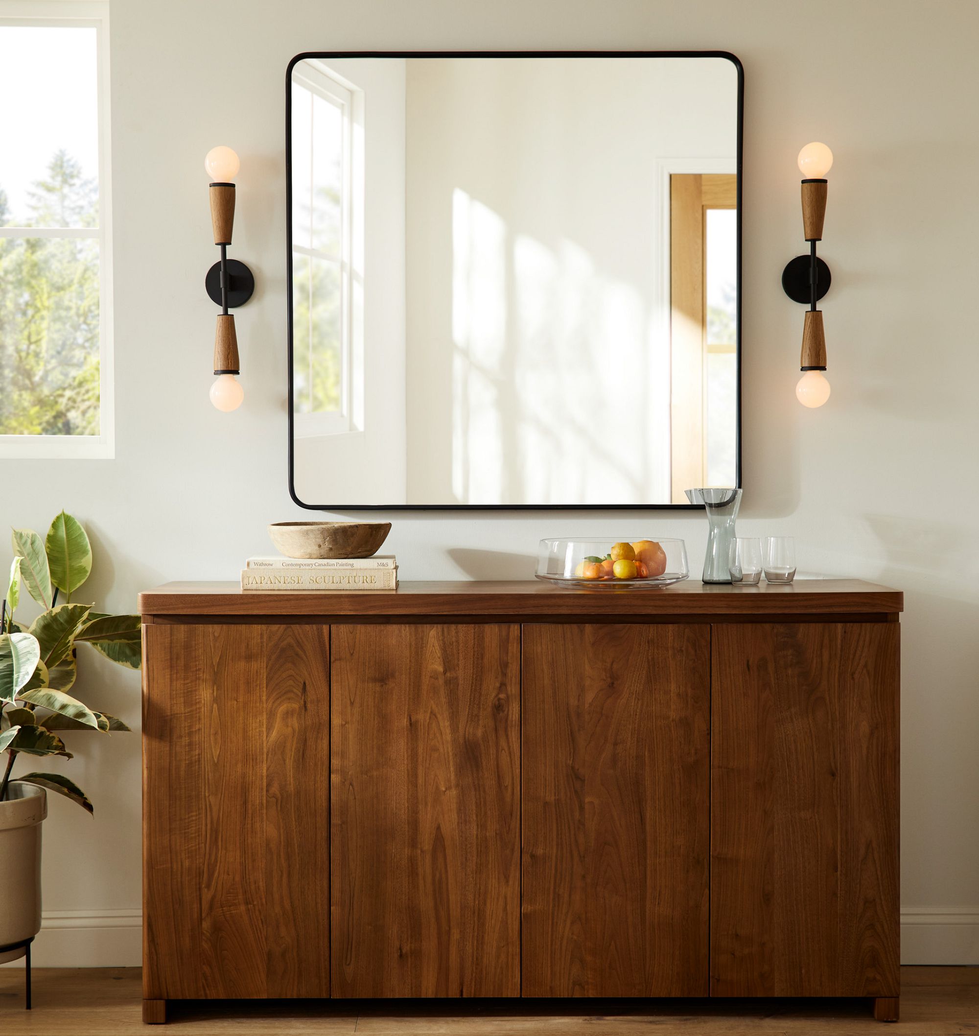 Tvåarmad glasvägglampa – Elegant retro-design med metall &amp; E27-fatning