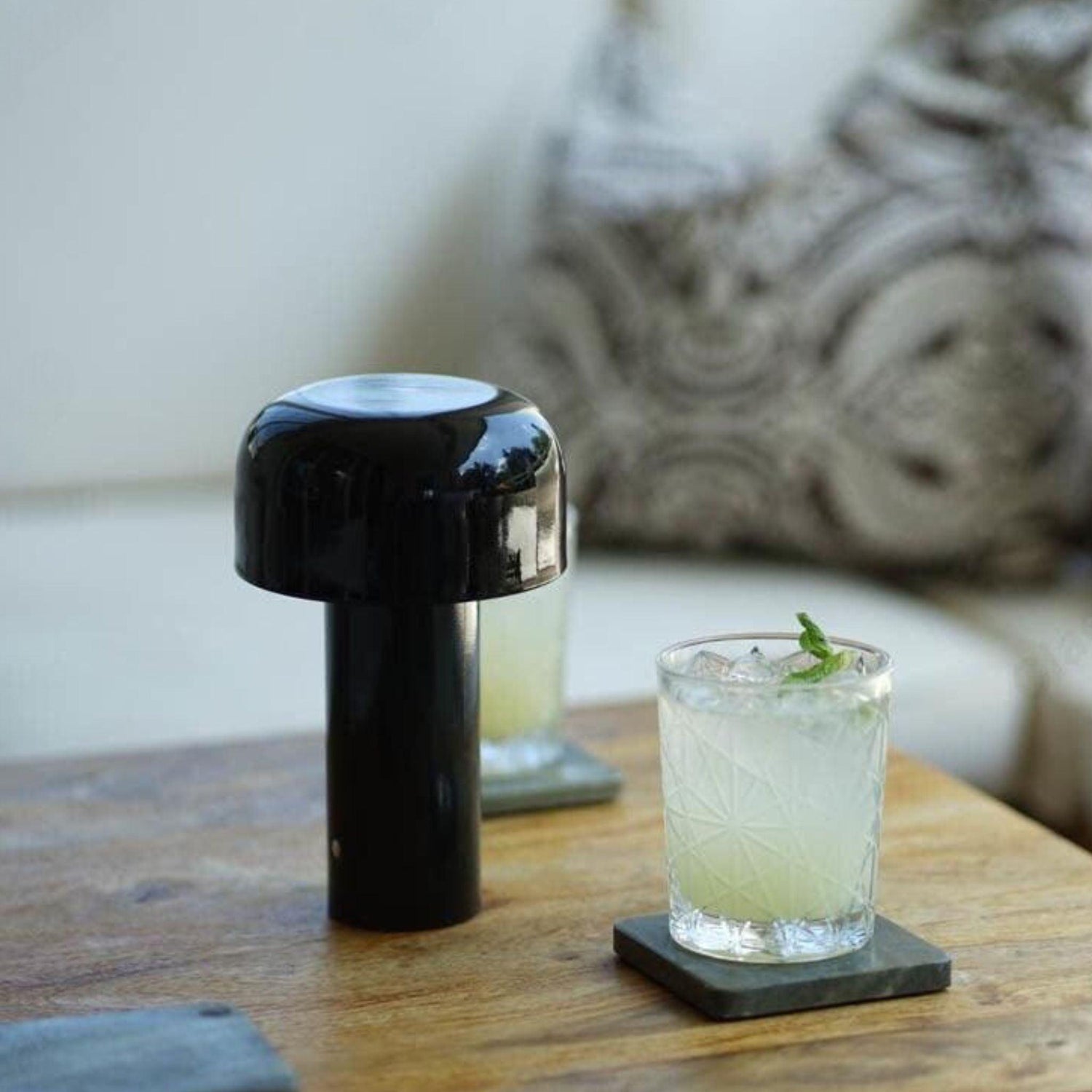 Mini Svamp LED Lampa | Justerbar Brightness &amp; Färgglad Design för Skrivbord eller Nattduksbord