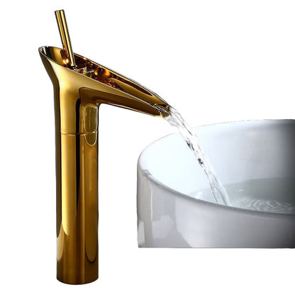 AquaFalls – Antik vattenfall handfat kran i mässing med bronsfinish