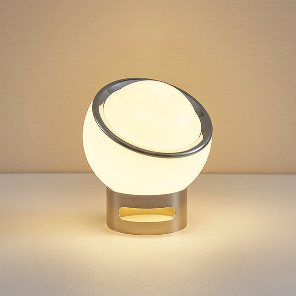 Fransk karaktäristisk bordslampa i Bauhaus-stil
