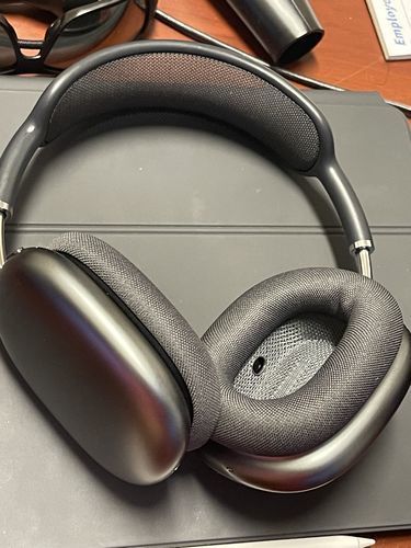 Trådlösa brusreducerande over-ear hörlurar