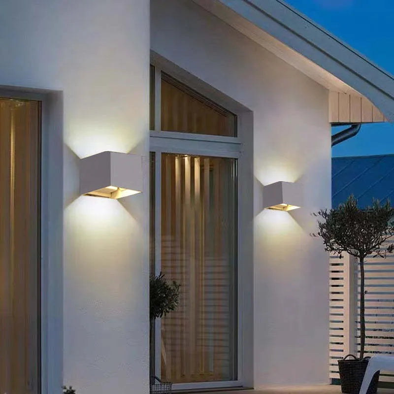 Vägglampa Modern Svart Aluminium LED Lampa