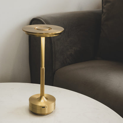 Ambient Metallic Trådlös Bordslampa