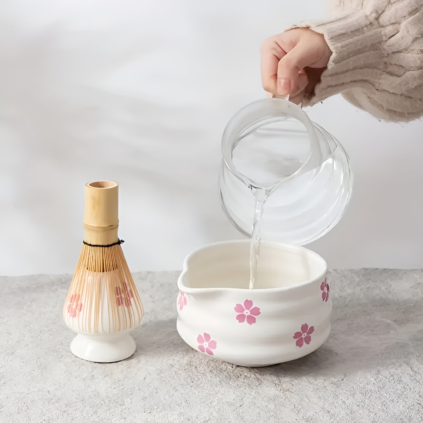 Matcha-set med 5 delar – Japanskt teservice med tekopp, bambupensel och sil.