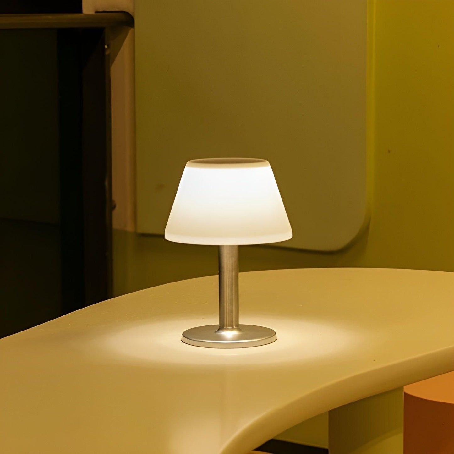 ClassicGlow Lampa - Traditionell Solarbordslampa