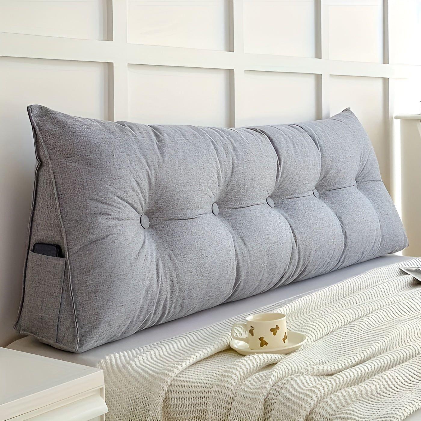 PlushTriangle Kudde – Andas Linne Triangulär Ryggkudde