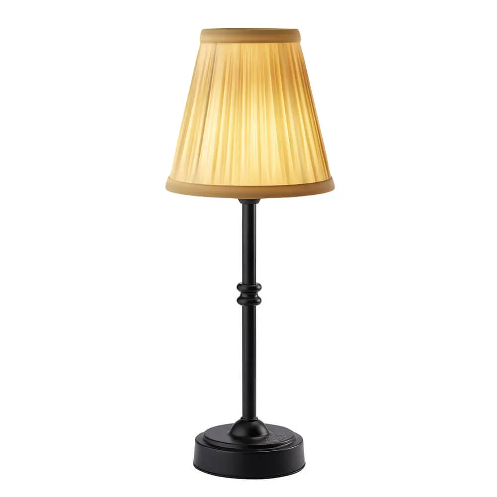 Trådlampa med retro tygskärm