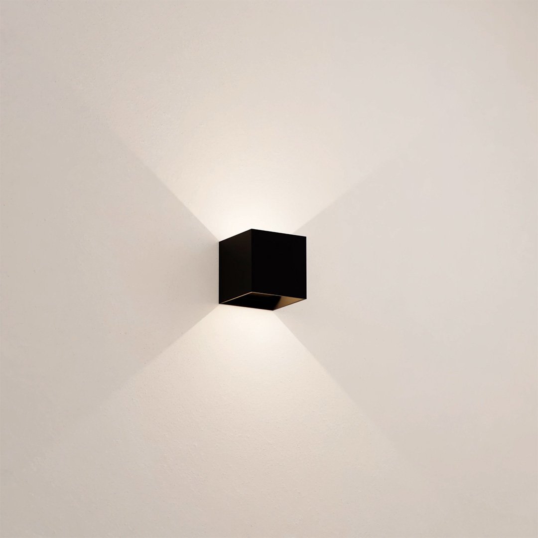 LumenGuard - Modern Vägglampa