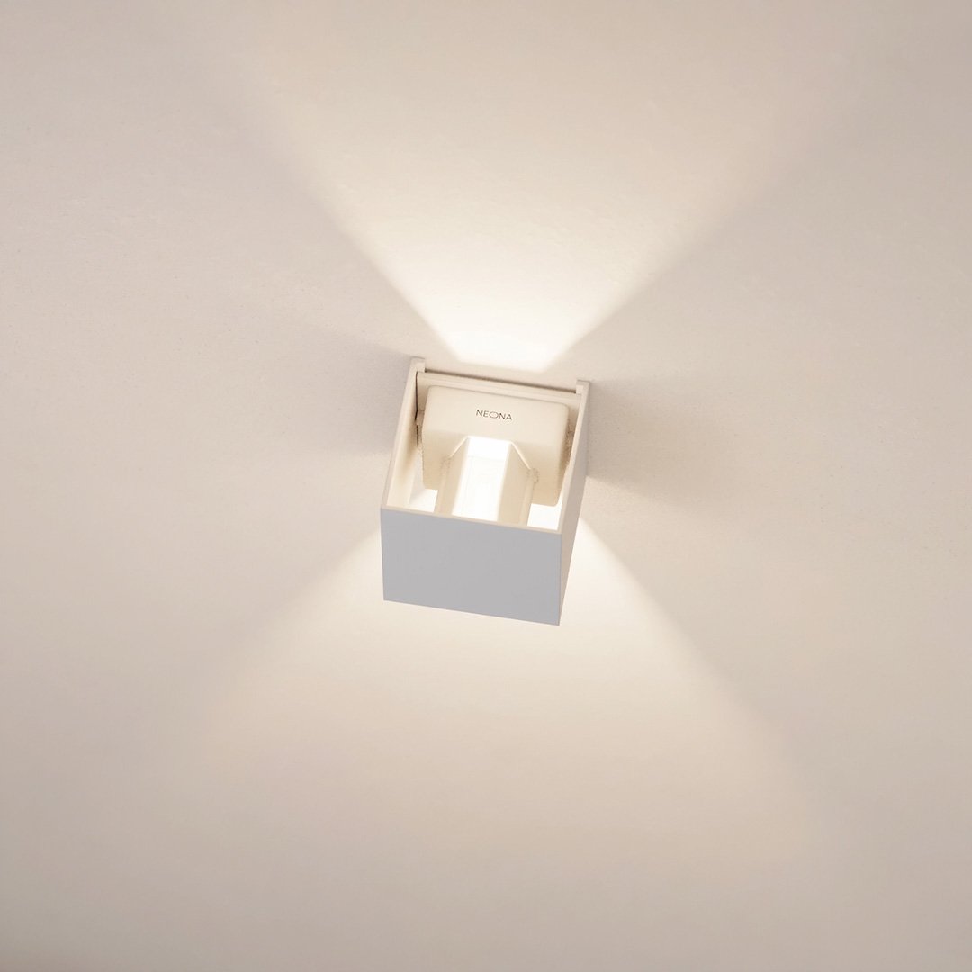 LumenGuard - Modern Vägglampa