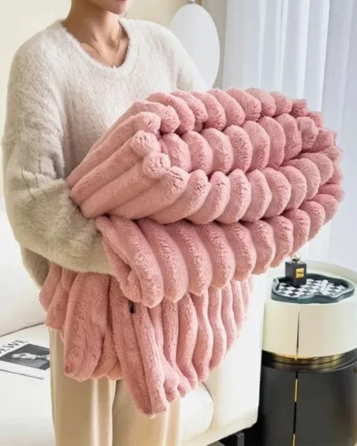 Carvallo – Lyxig Plyschfilt med Elegant Textur för Värme & Stil