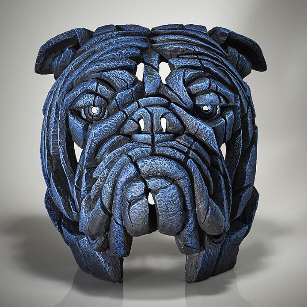 Lifelike gorilla figure made of resin for decoration