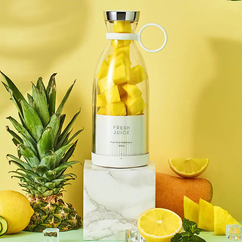 Bärbar mixer med uppladdningsbart batteri