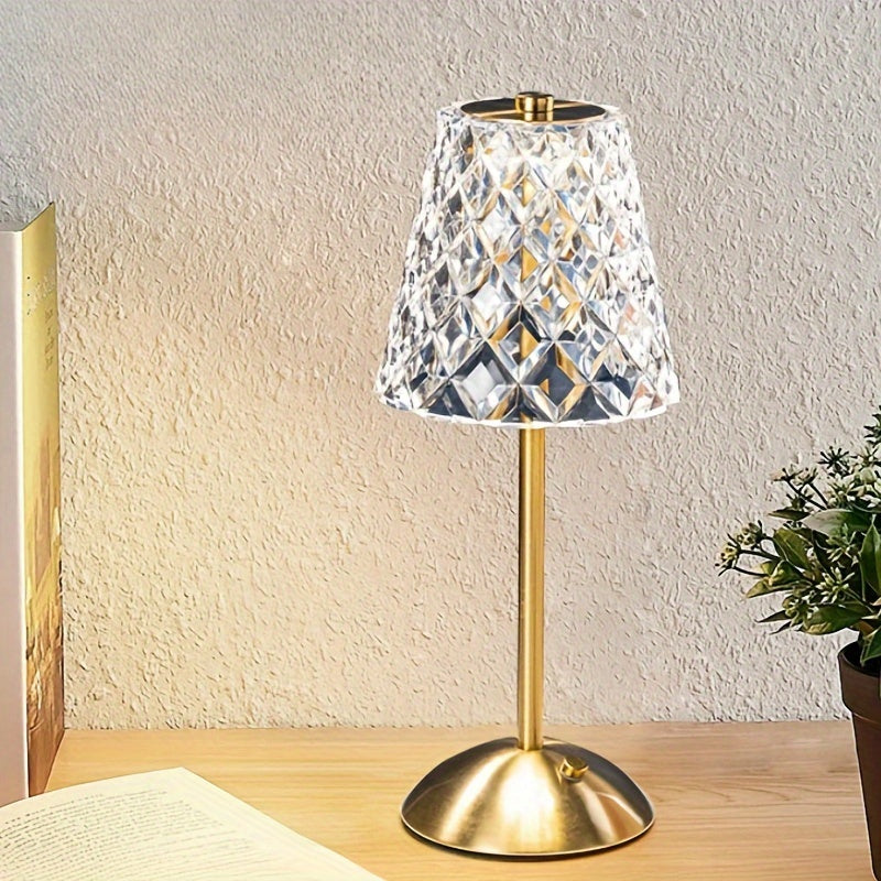 CrystalLux - Trefärgad LED Bordslampa med Lyxig Kristalldesign och Beröringsknapp