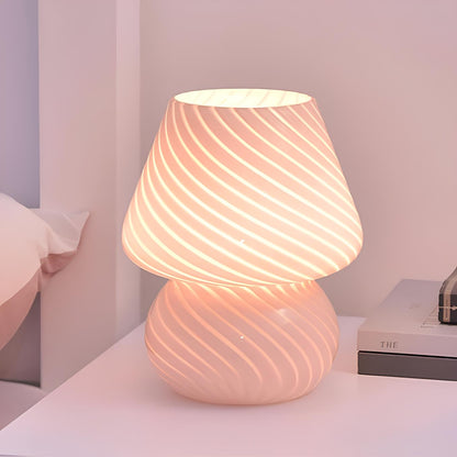 Sarah Elegante Handblåst Bordslampa för en Stämningsfull Inredning