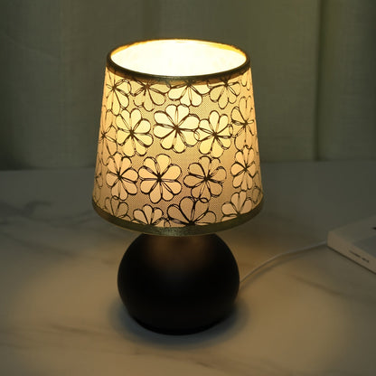 RetroLampa - Modern Skandinavisk Tygbordslampa med Metallfot USB