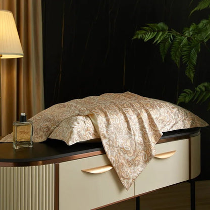 Caressence – Kuddöverdrag av mullbärssilke för lyxig sömnkomfort