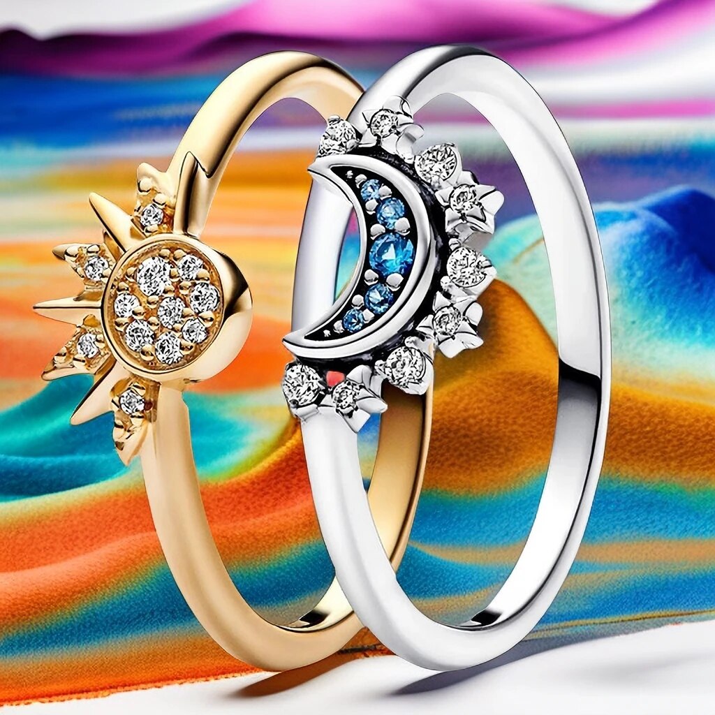 Kristalluttalande ring med sol- och måndesign