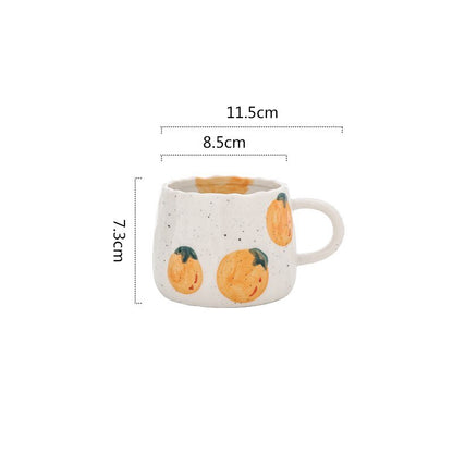Keramisk kaffekopp med lekfullt fruktdesign