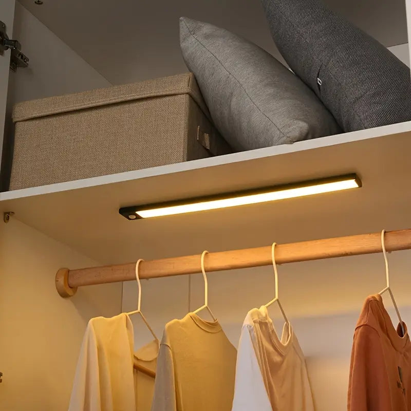 Praktiska LED-ljusslingor med rörelsedetektering