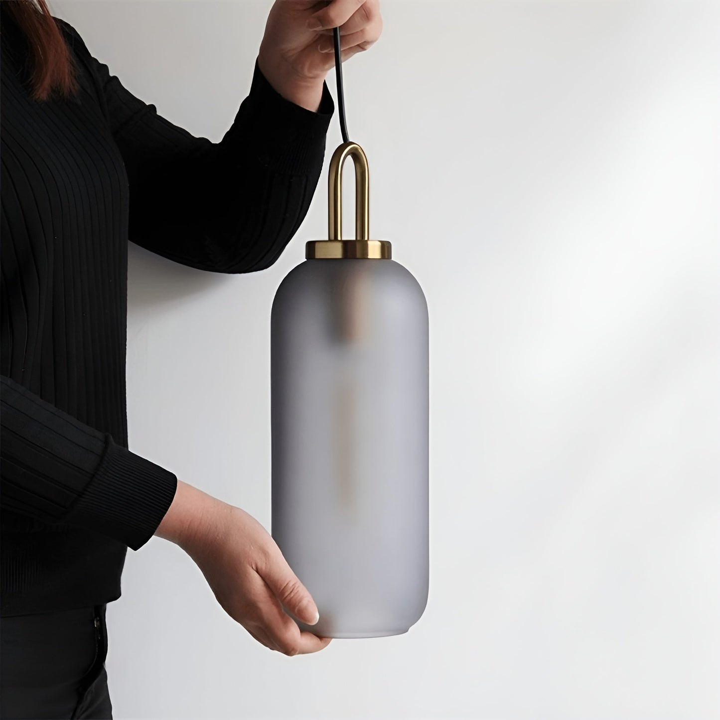 CrystalHue Light - Nordisk glaskula pendellampa