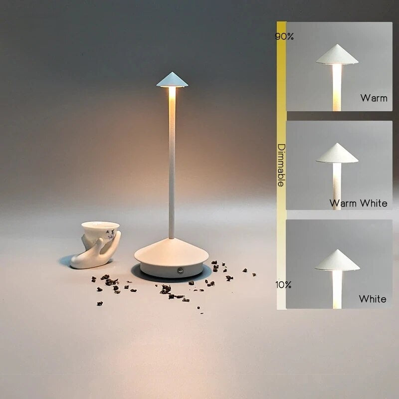 LumoArt Flair - Konstnärlig Bordslampa