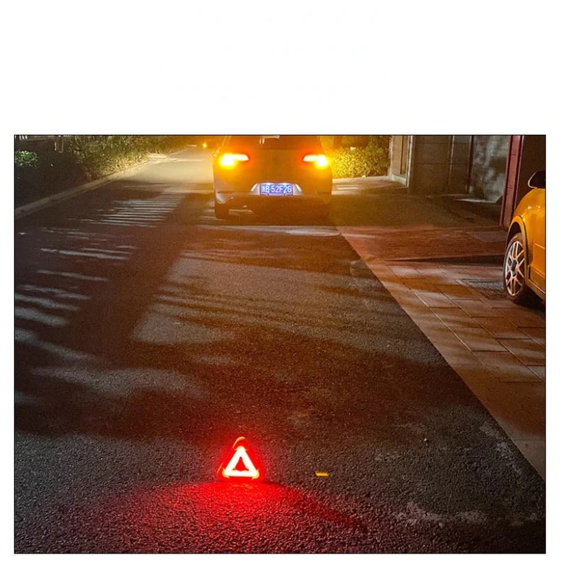 LED Nödbelysning Triangel Solsäkerhetslampa