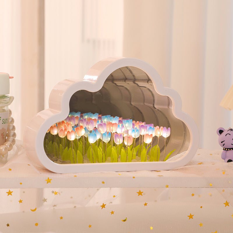 Tulpanlampa - LED Nattljus med Blomdesign