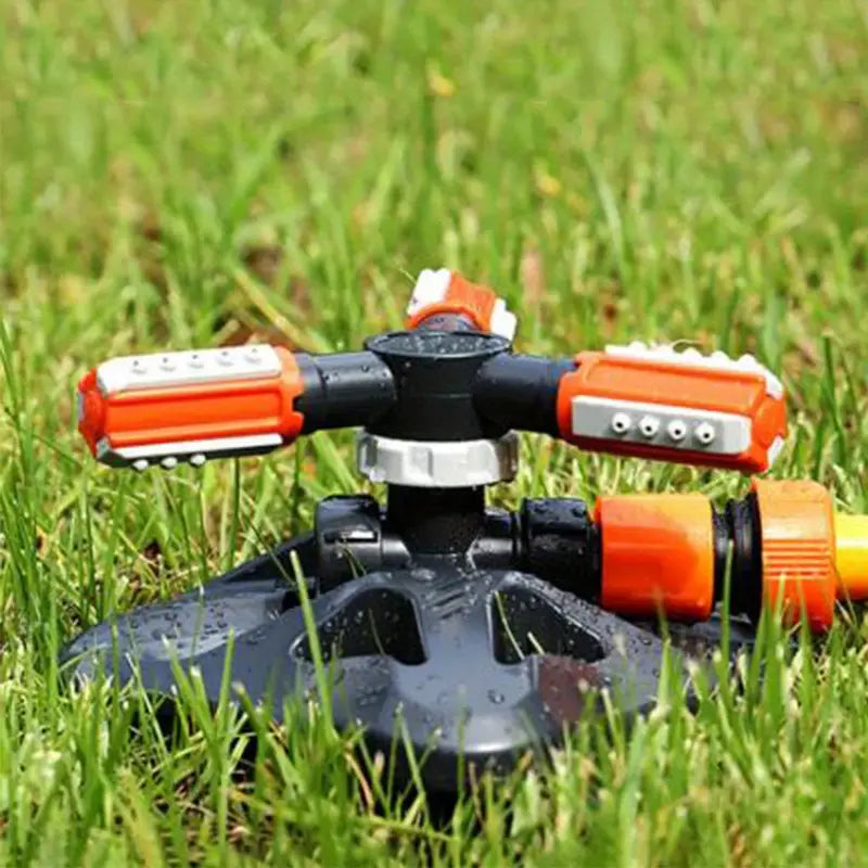 Roterbar trädgårds-sprinkler med 3 munstycken – Effektiv bevattningssprinkler för gräsmatta och trädgård