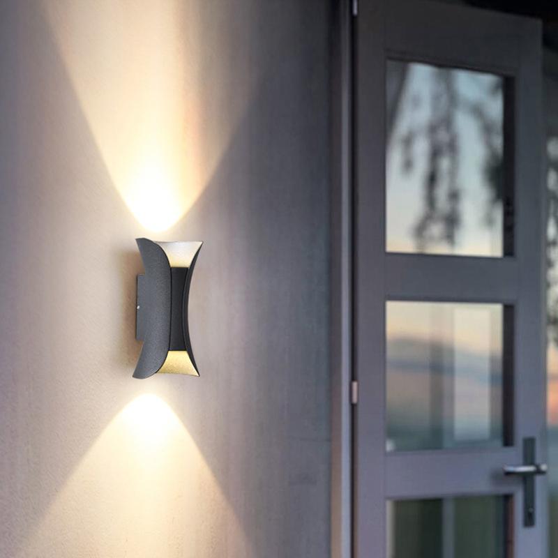 Vattentålig LED-vägglampa för utomhusbruk – Upp- och nedljus
