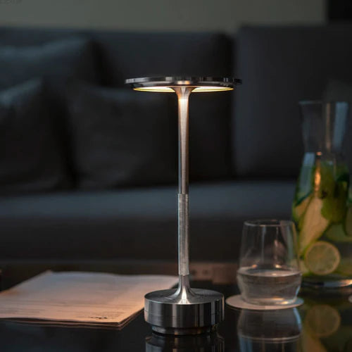 NordicaLight - Trådlös bordslampa för elegant belysning