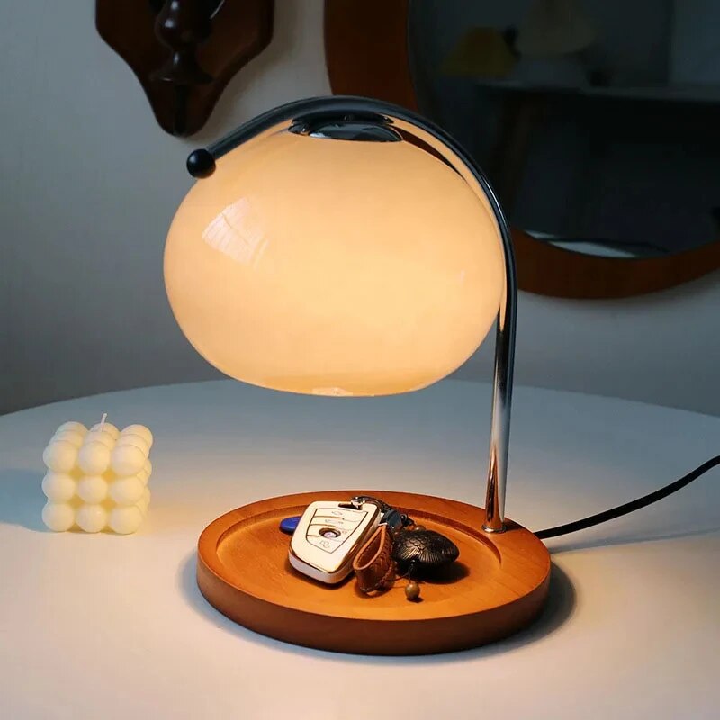 GlowSphere - Macaron Bordsamp av Glas med Träfat