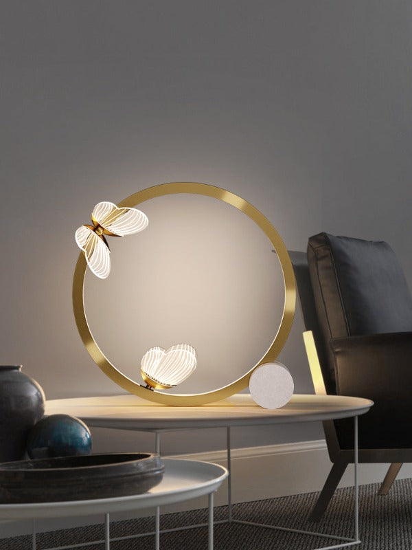 LumiPapillon - Elegant Fjäril Bordslampa Dimbar &amp; Energibesparande LED Ljus