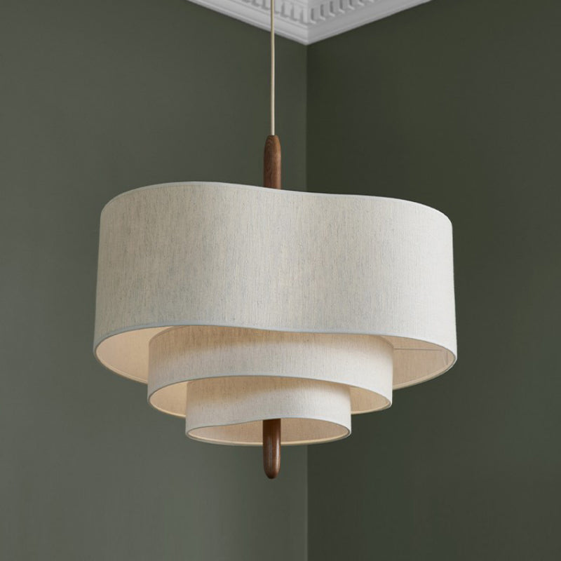 Fabric Shade Chandelier – Varm och Inbjudande Belysning