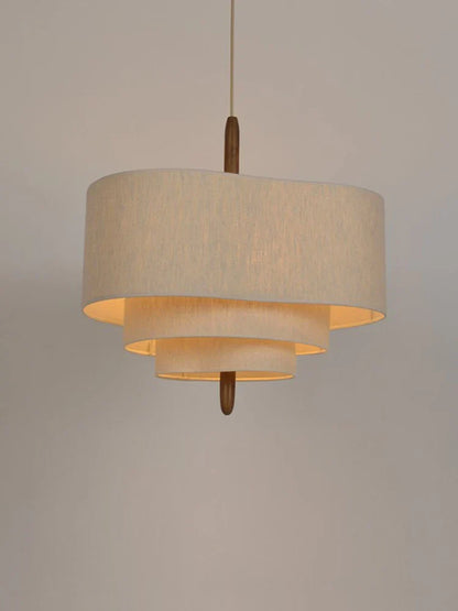 Fabric Shade Chandelier – Varm och Inbjudande Belysning