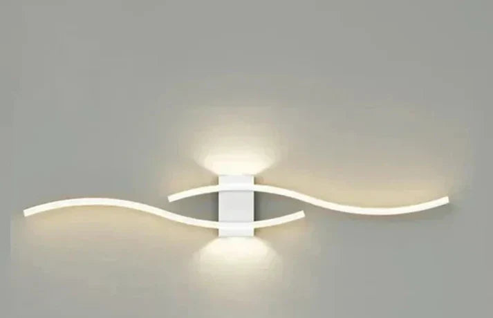 Carvallo Wave LED Vägglampa | Modern vågdesign | Energibesparande & Stilren | 60×15 cm | Varmt, bländfritt ljus