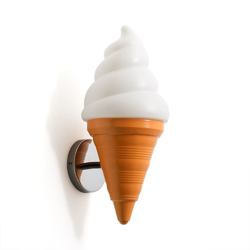 ArcticGlow – Modern LED Vägglampa